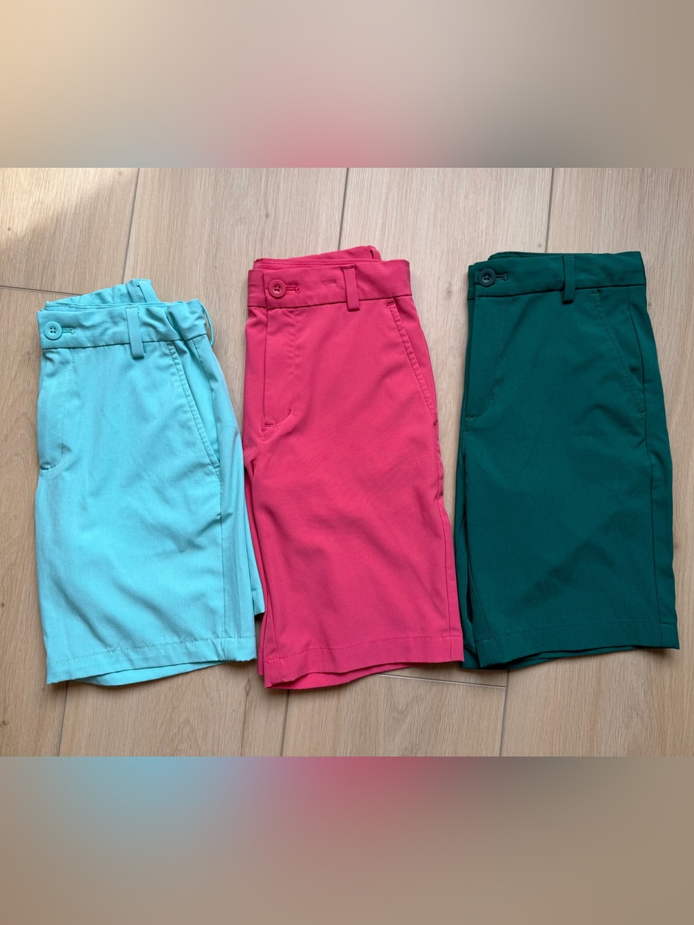 Boys Vineyard Vines Performance Shorts size 12